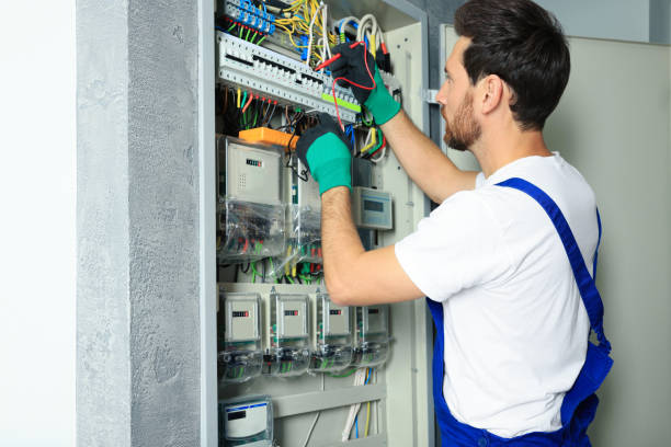 Best Electrical Outlet Repair  in Evergreen Park, IL